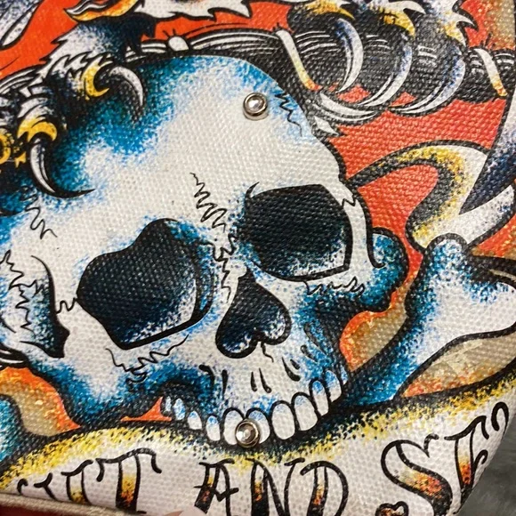 Ecko crossbody with painted rock detailing and red interior - Picture 11 of 13